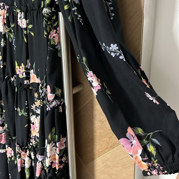 H&M Mini Dress Sz L black with flower print - Picture 6 of 9